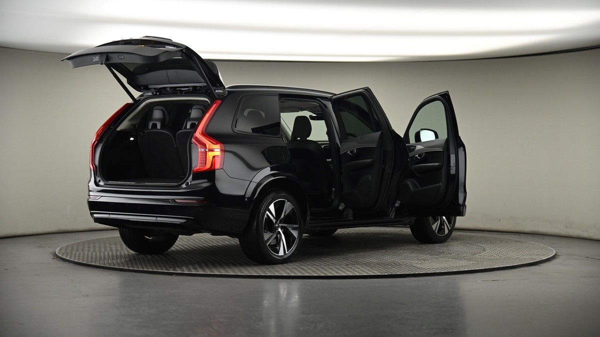 More views of Volvo XC90