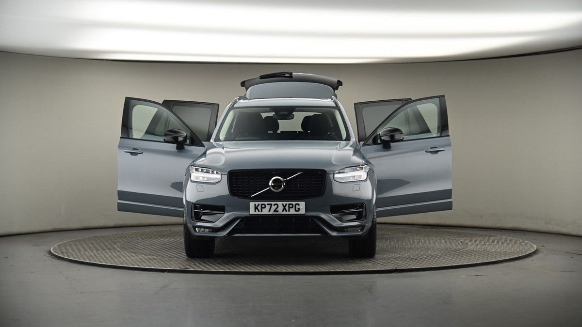 More views of Volvo XC90