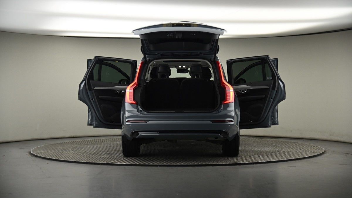 More views of Volvo XC90