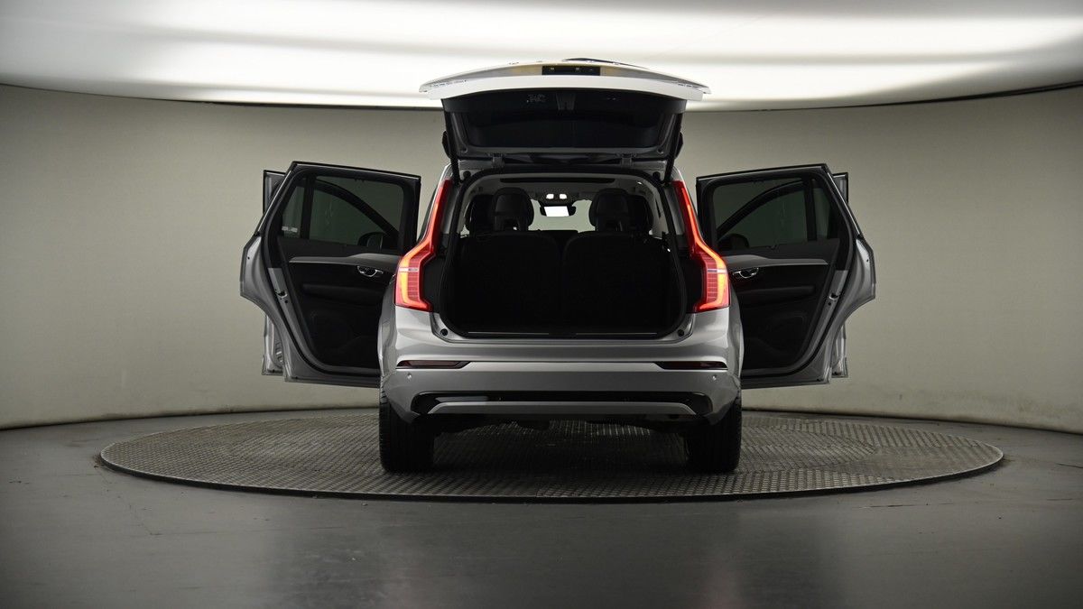 More views of Volvo XC90