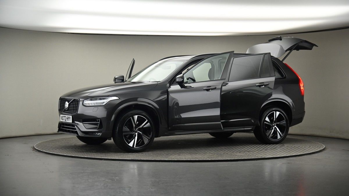 More views of Volvo XC90