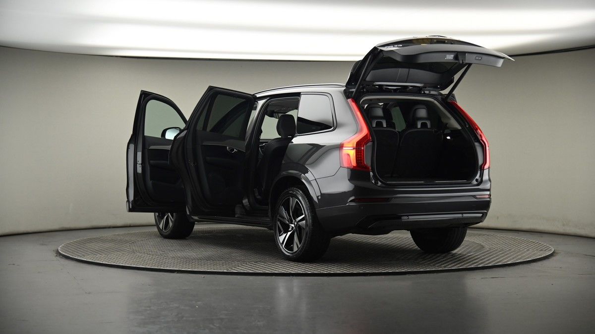 Volvo XC90 Image 8