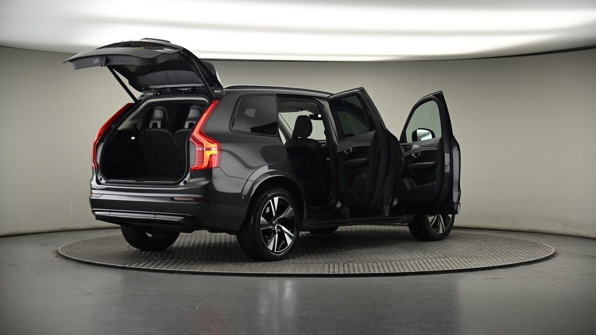 More views of Volvo XC90