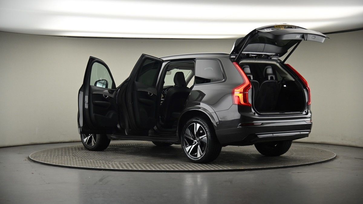 More views of Volvo XC90