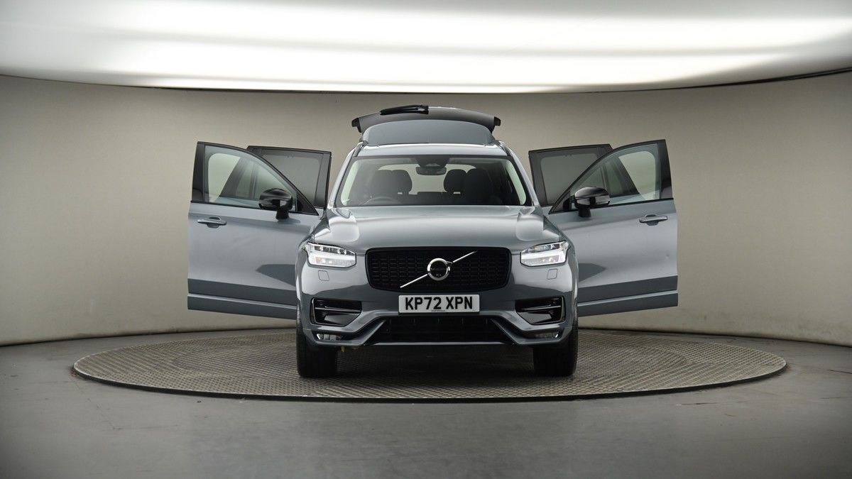 More views of Volvo XC90