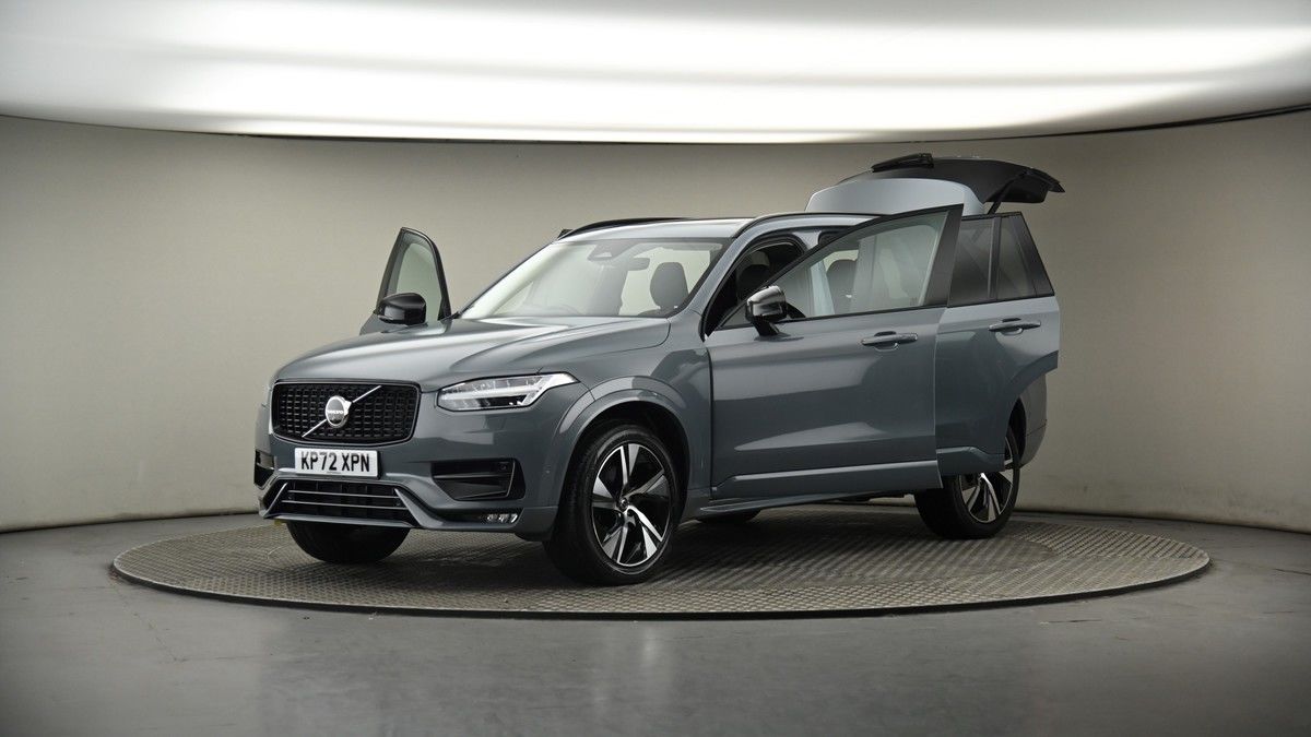 More views of Volvo XC90