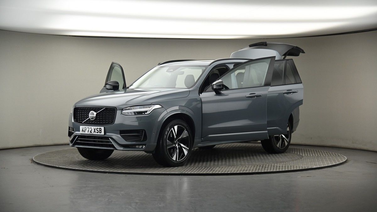 More views of Volvo XC90