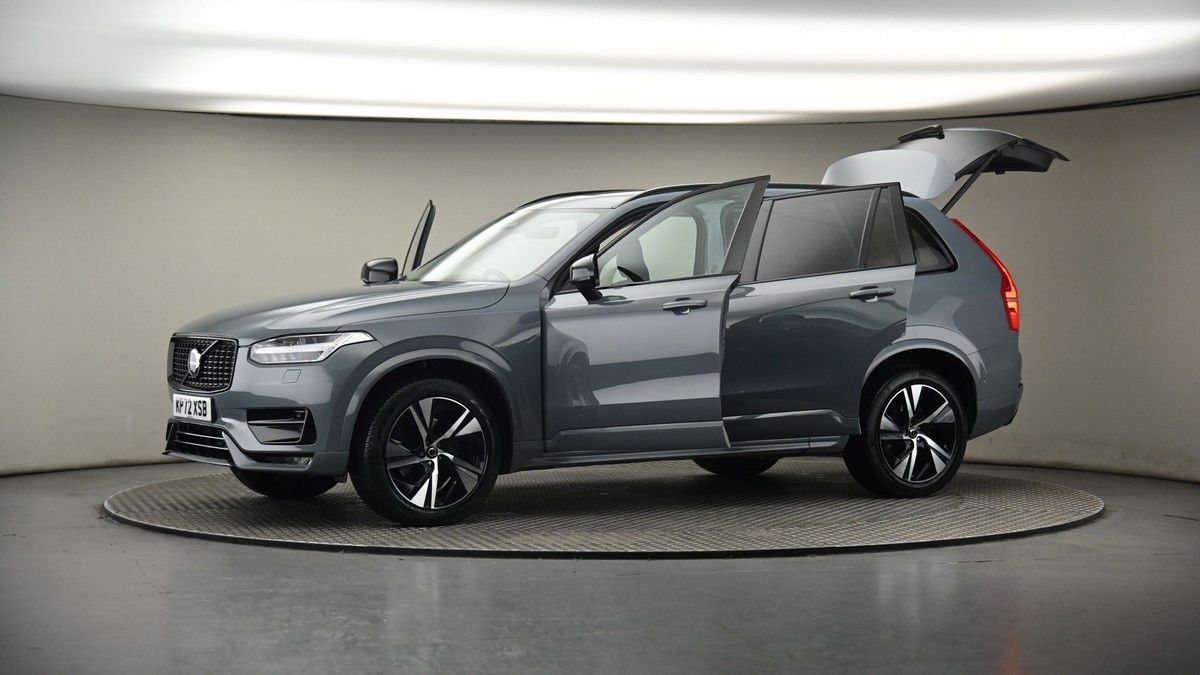 More views of Volvo XC90