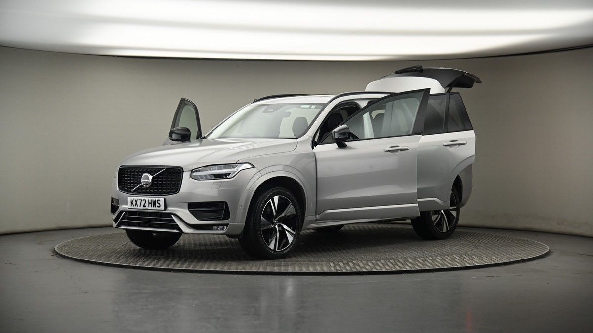 More views of Volvo XC90