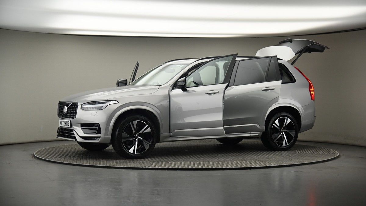 More views of Volvo XC90