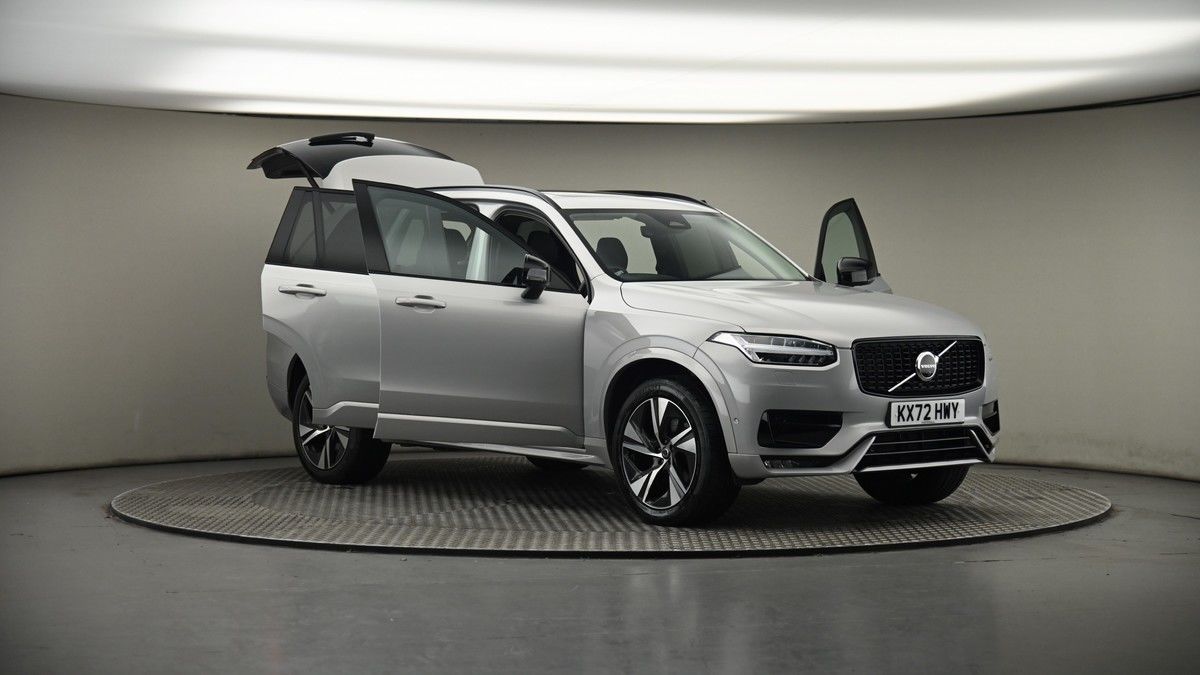 More views of Volvo XC90