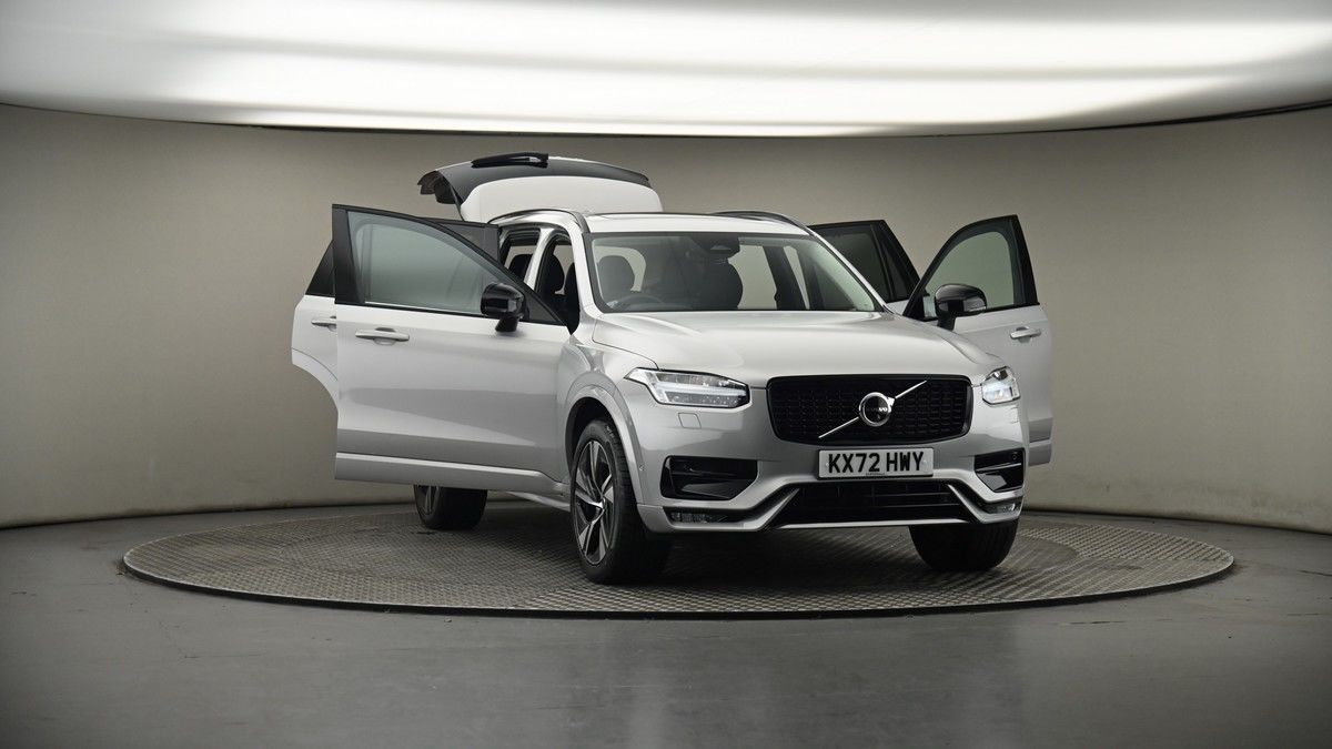 More views of Volvo XC90