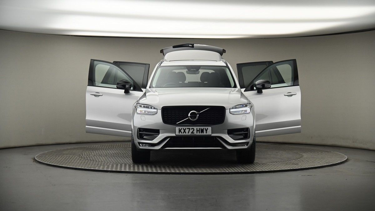 More views of Volvo XC90