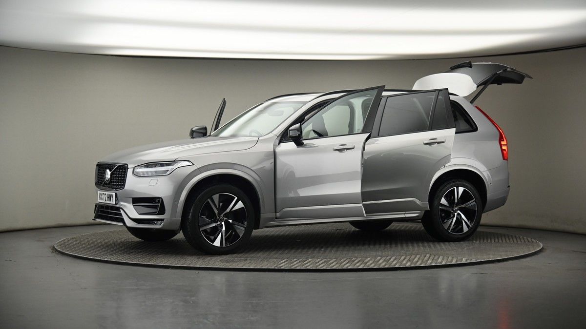 More views of Volvo XC90