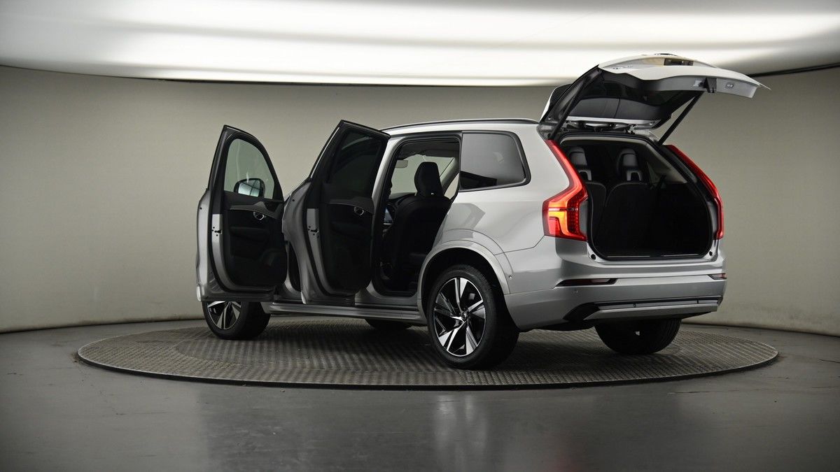 More views of Volvo XC90