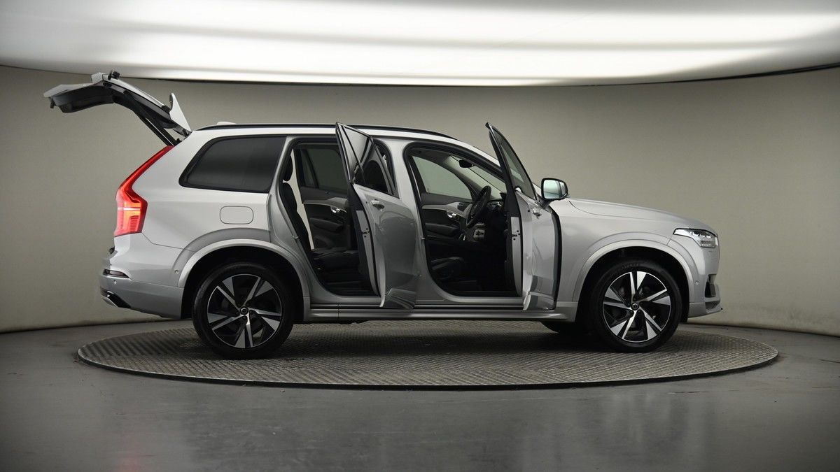 More views of Volvo XC90