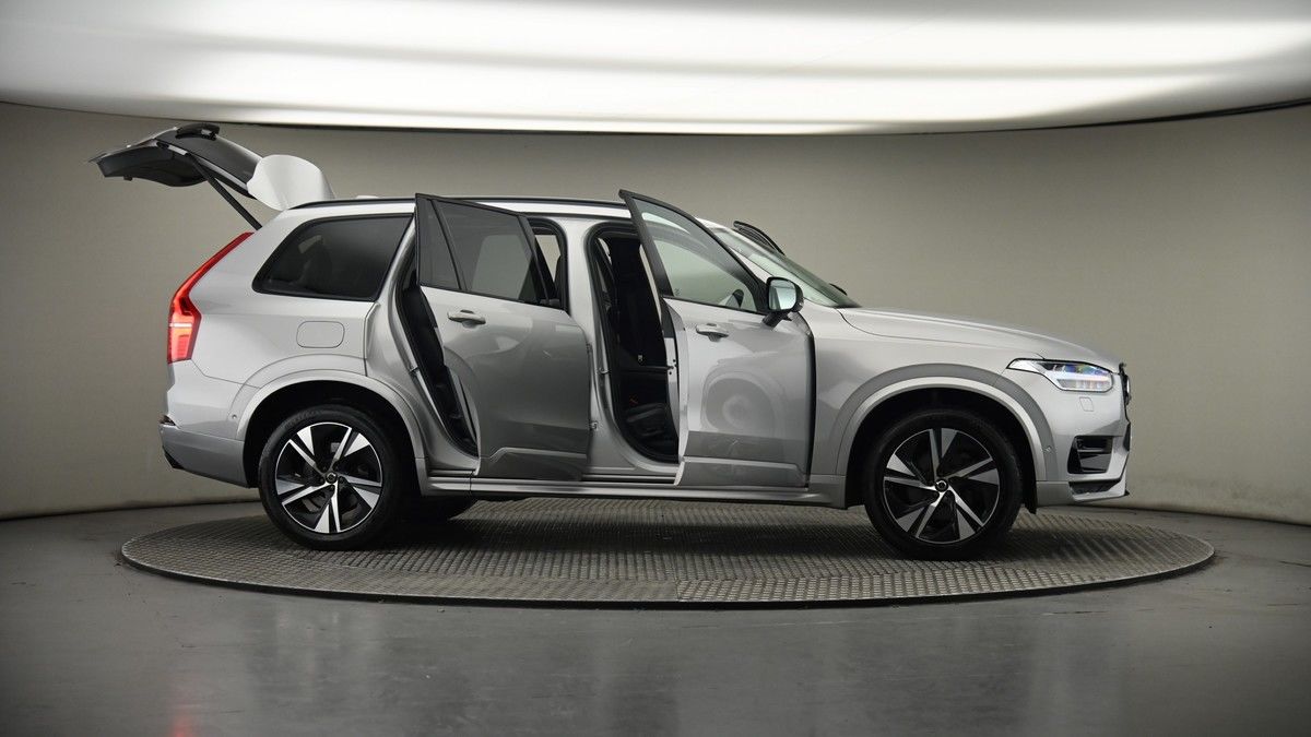 More views of Volvo XC90