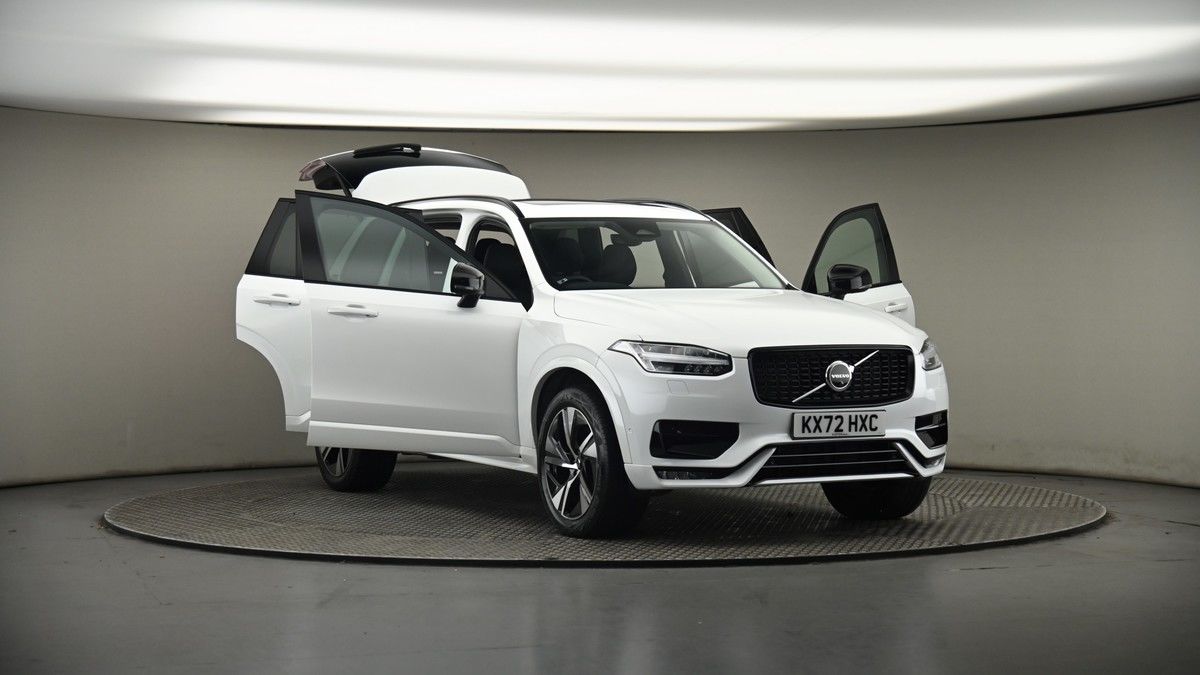 More views of Volvo XC90