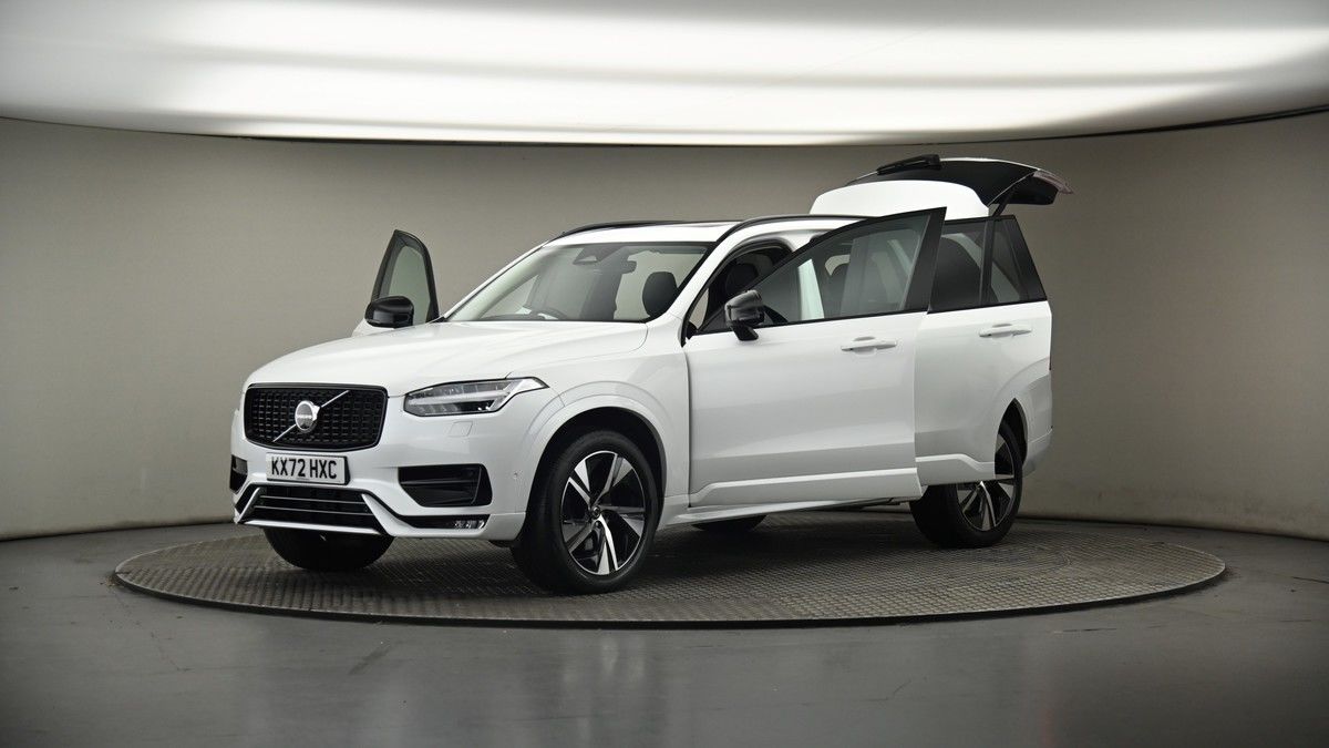 More views of Volvo XC90