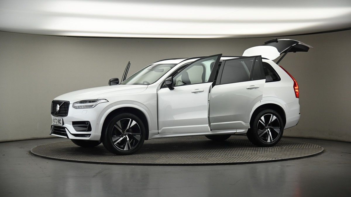 More views of Volvo XC90