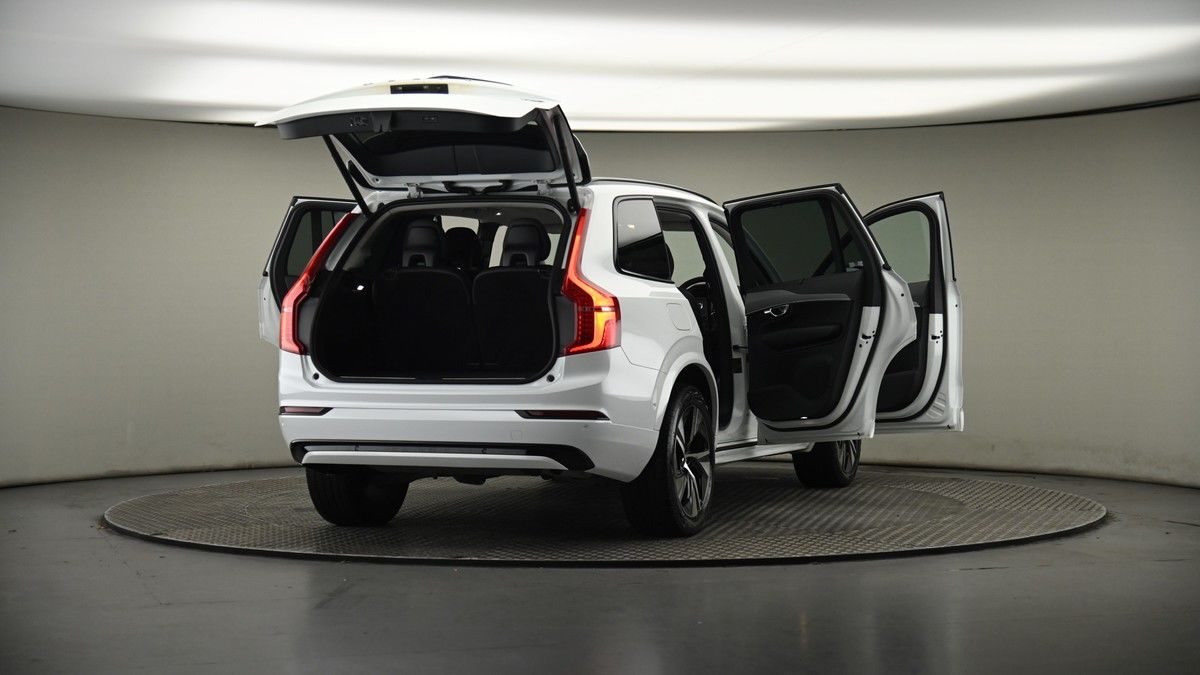 More views of Volvo XC90