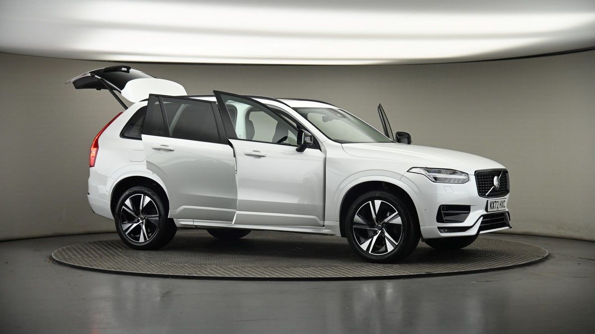 More views of Volvo XC90