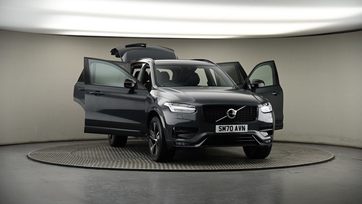 More views of Volvo XC90