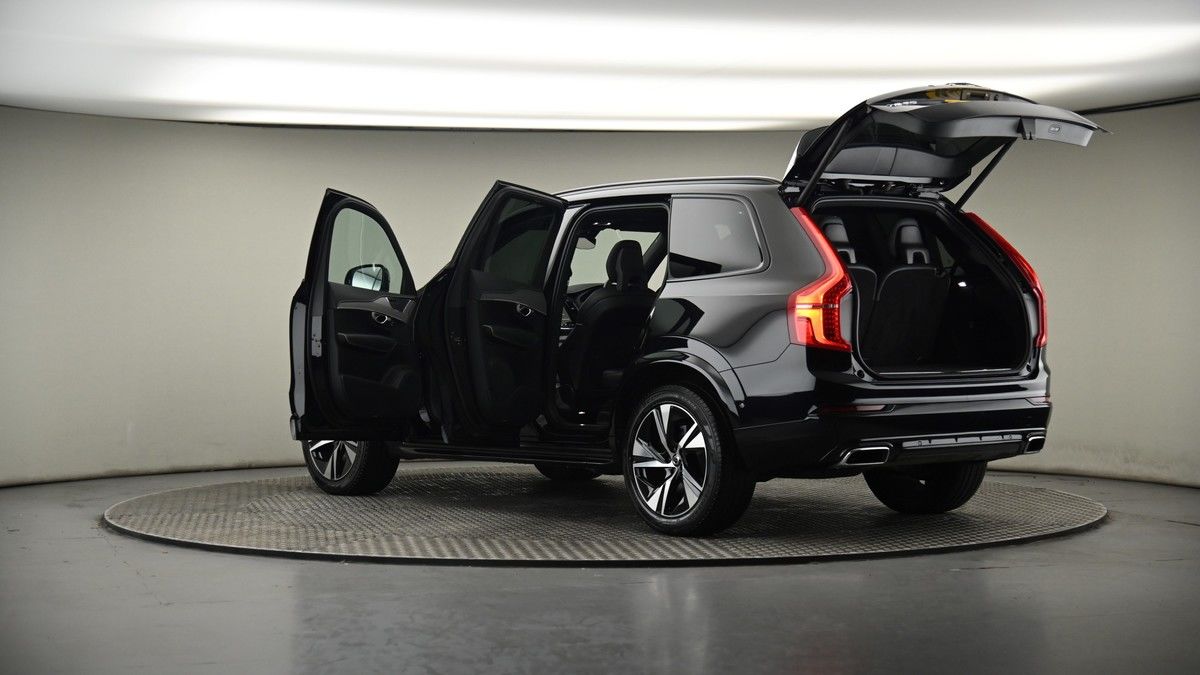 More views of Volvo XC90