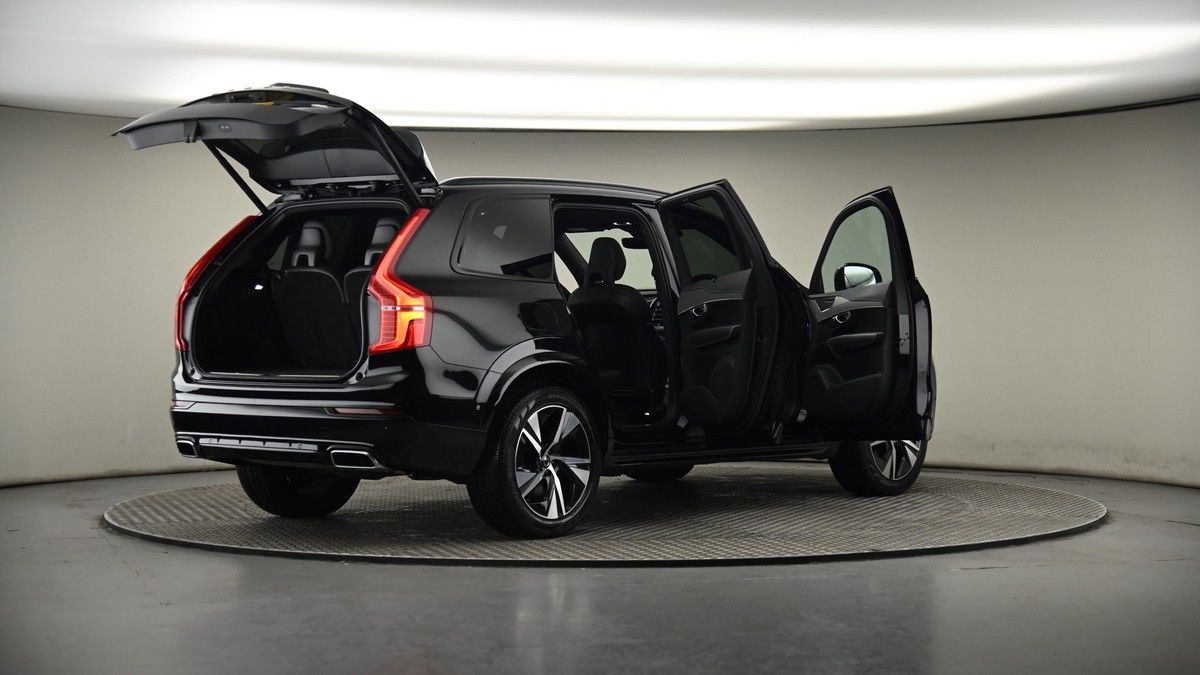 More views of Volvo XC90