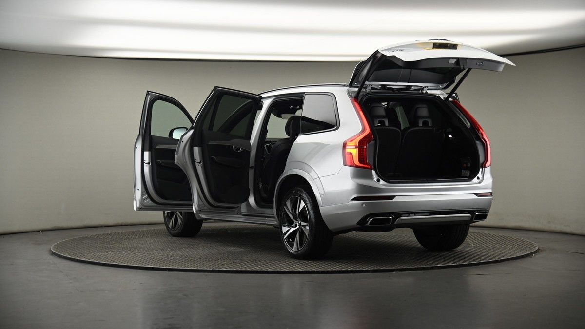 More views of Volvo XC90