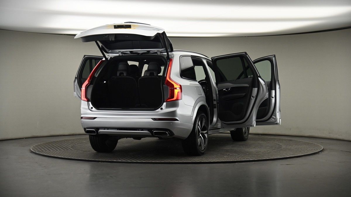 More views of Volvo XC90