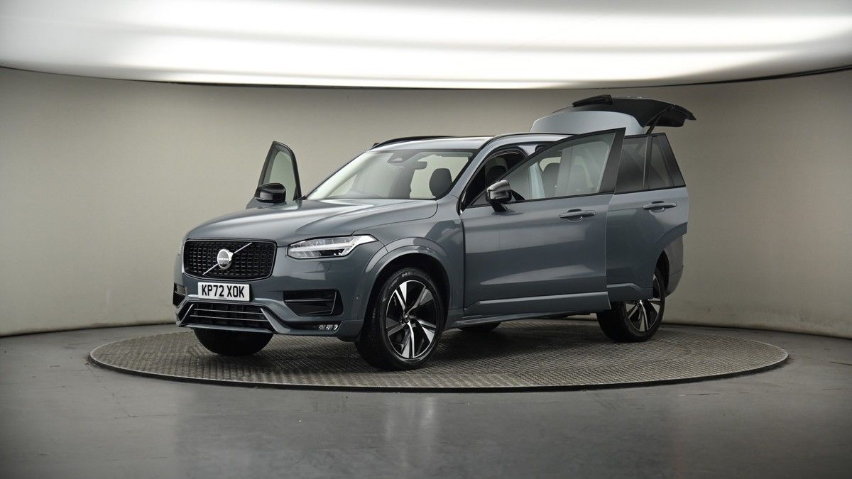 More views of Volvo XC90