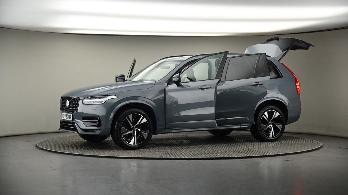 More views of Volvo XC90