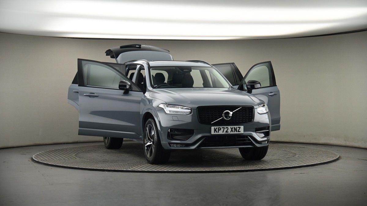 More views of Volvo XC90