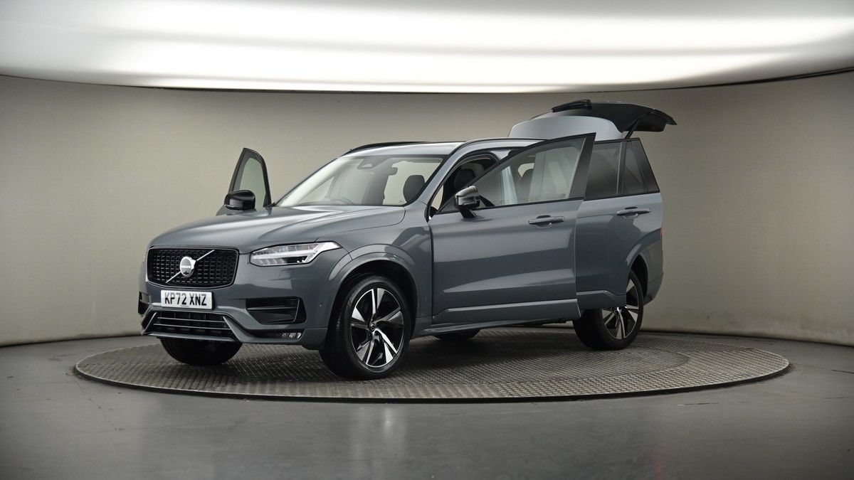 More views of Volvo XC90