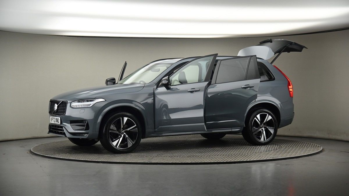 More views of Volvo XC90