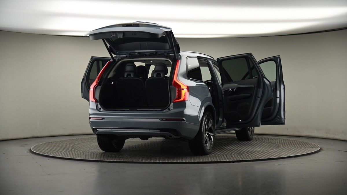 More views of Volvo XC90