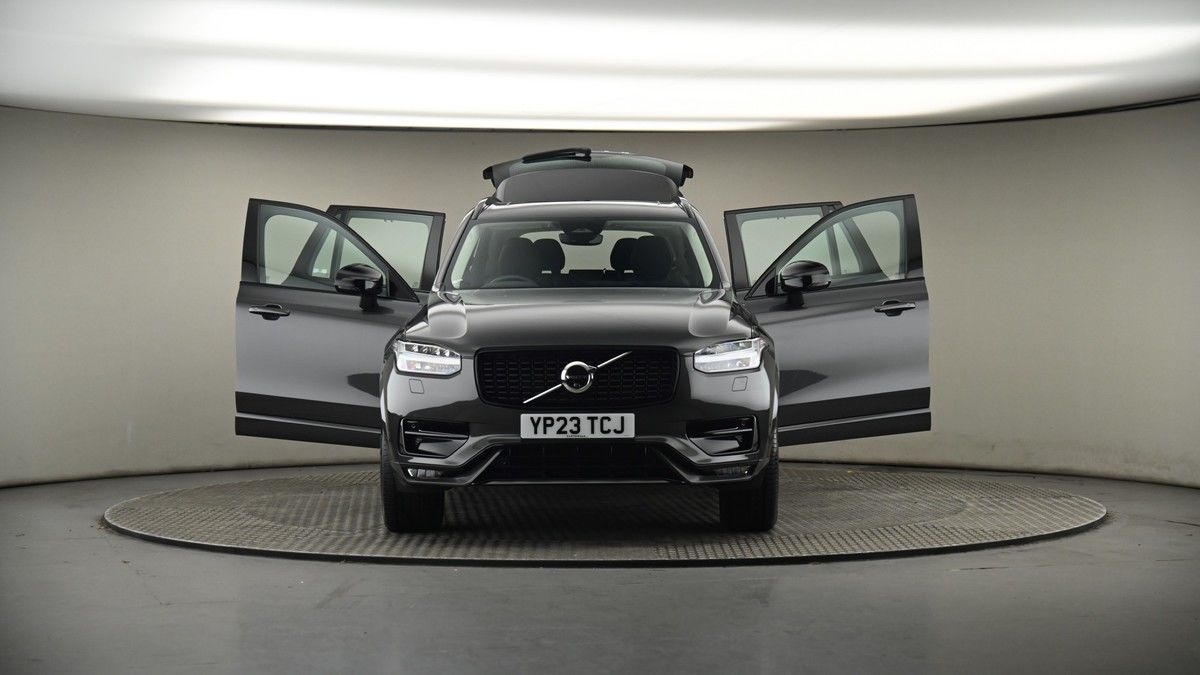 More views of Volvo XC90