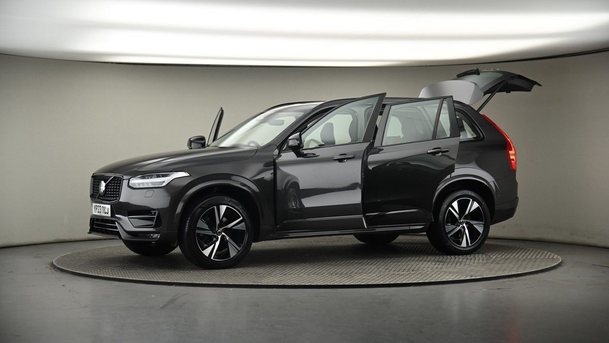 More views of Volvo XC90