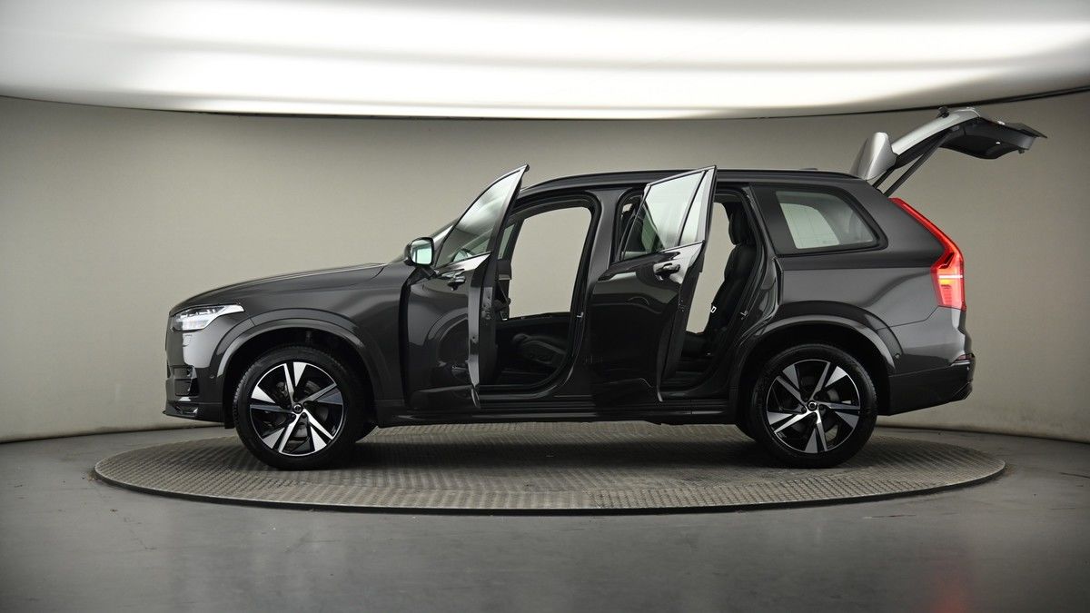 More views of Volvo XC90