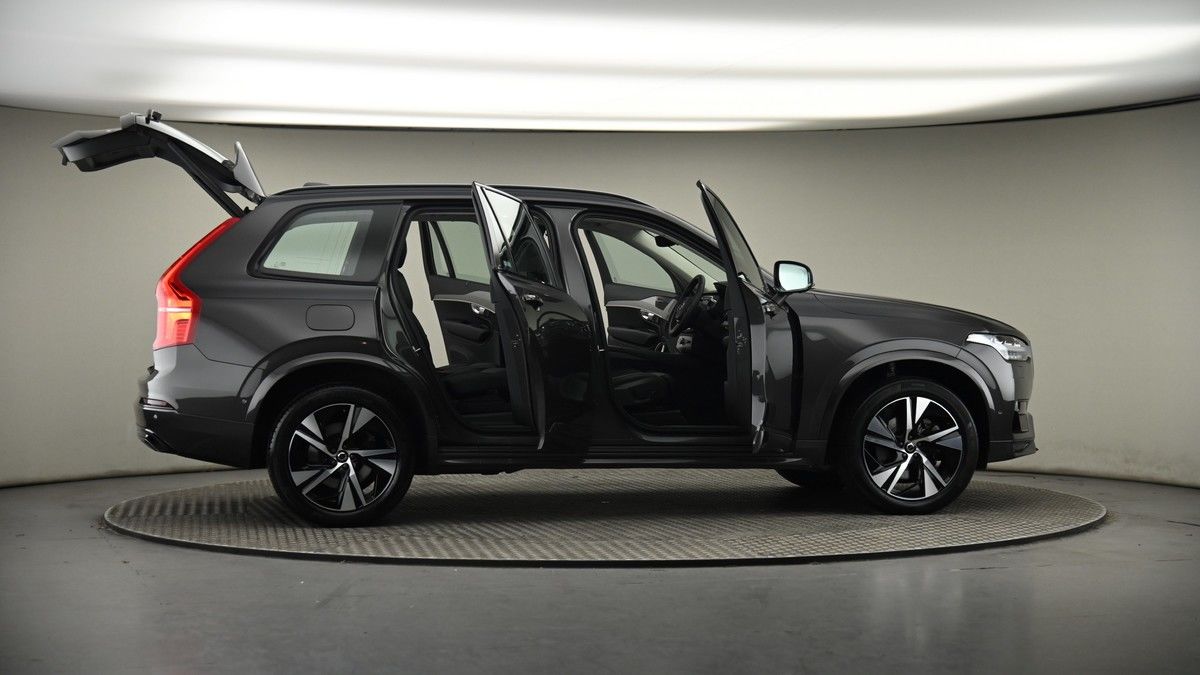 More views of Volvo XC90