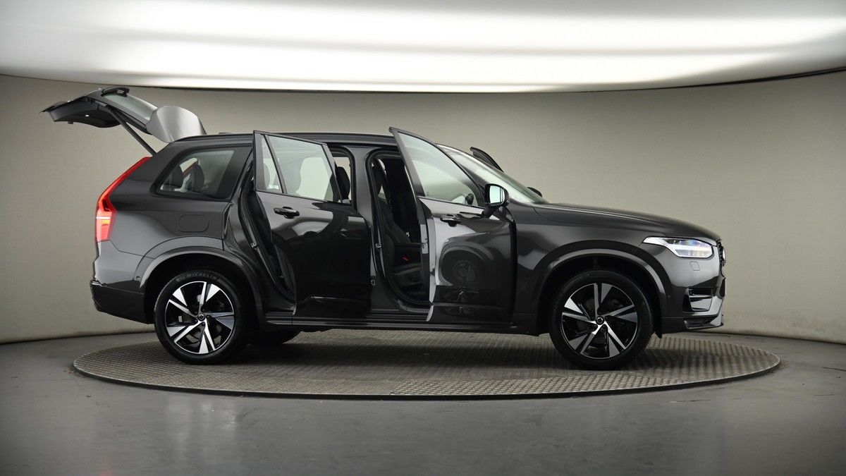 More views of Volvo XC90