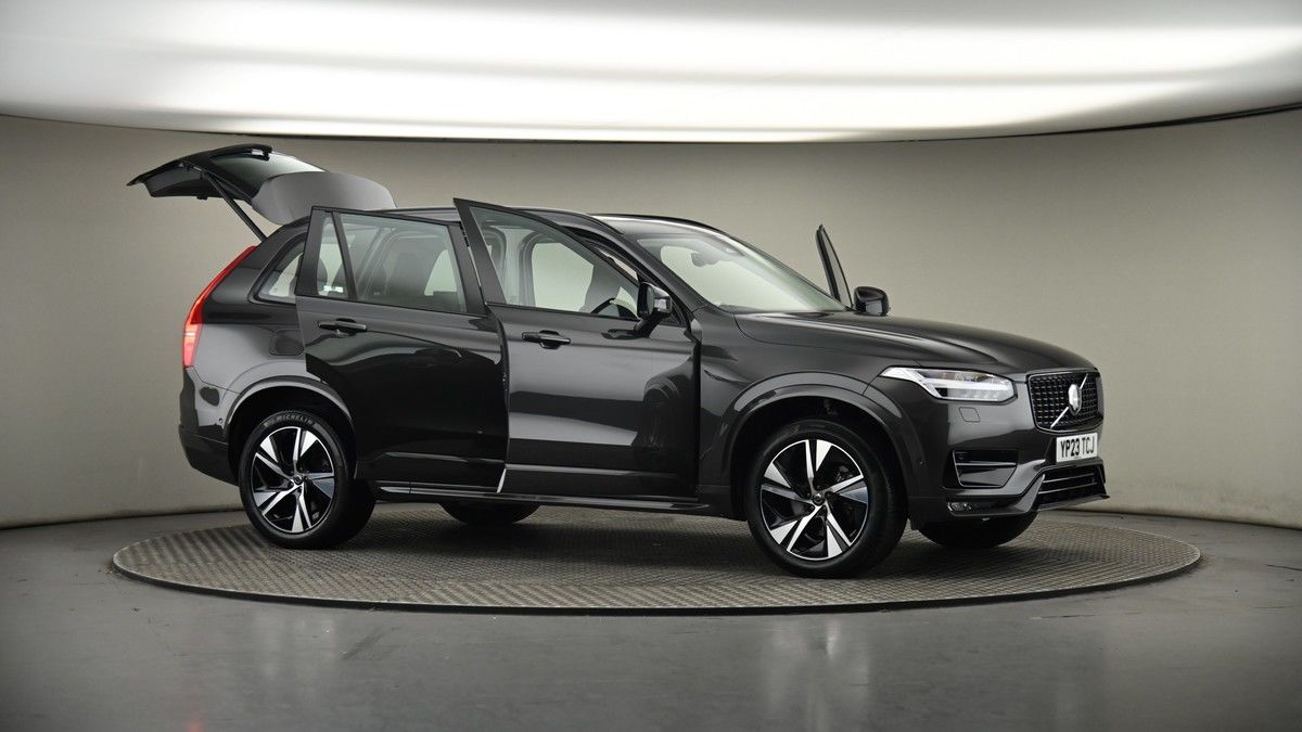 More views of Volvo XC90