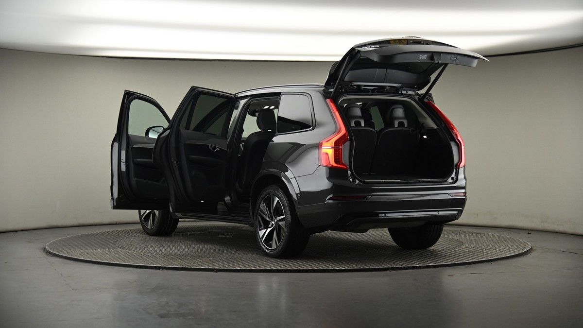 Volvo XC90 Image 8