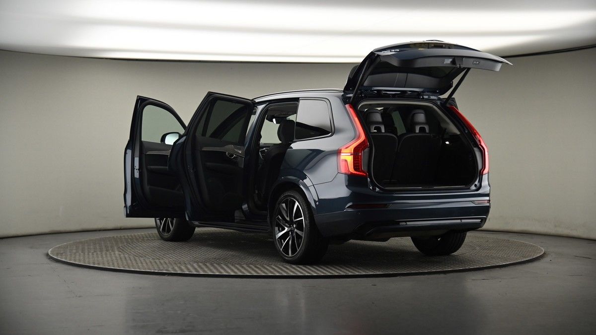 Volvo XC90 Image 8