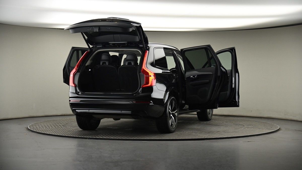 More views of Volvo XC90