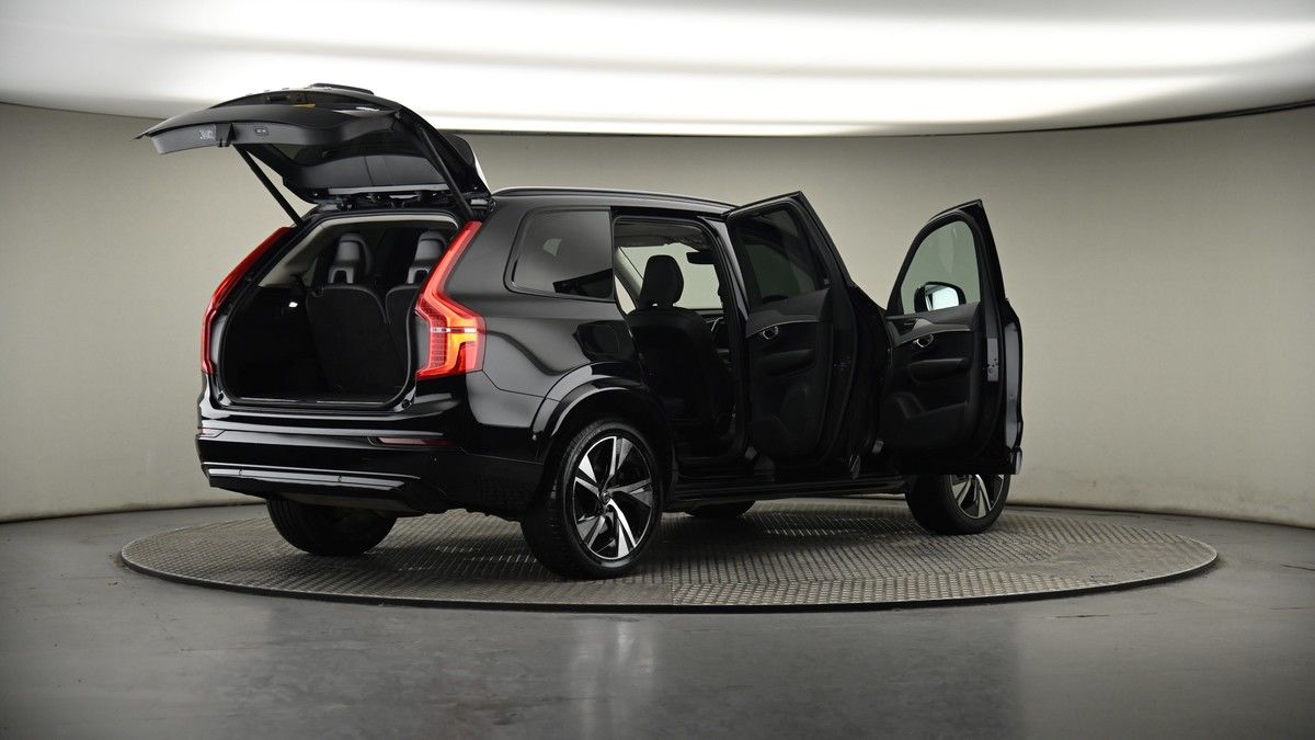 More views of Volvo XC90