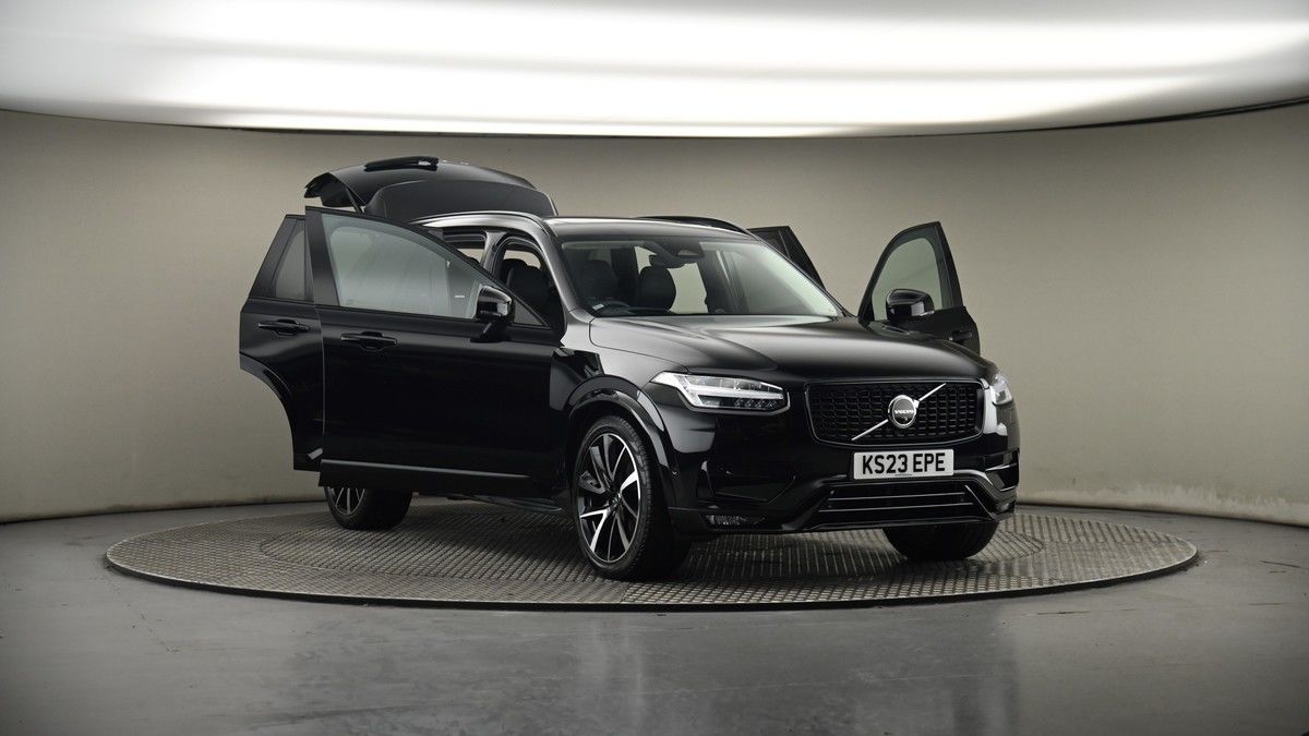 More views of Volvo XC90