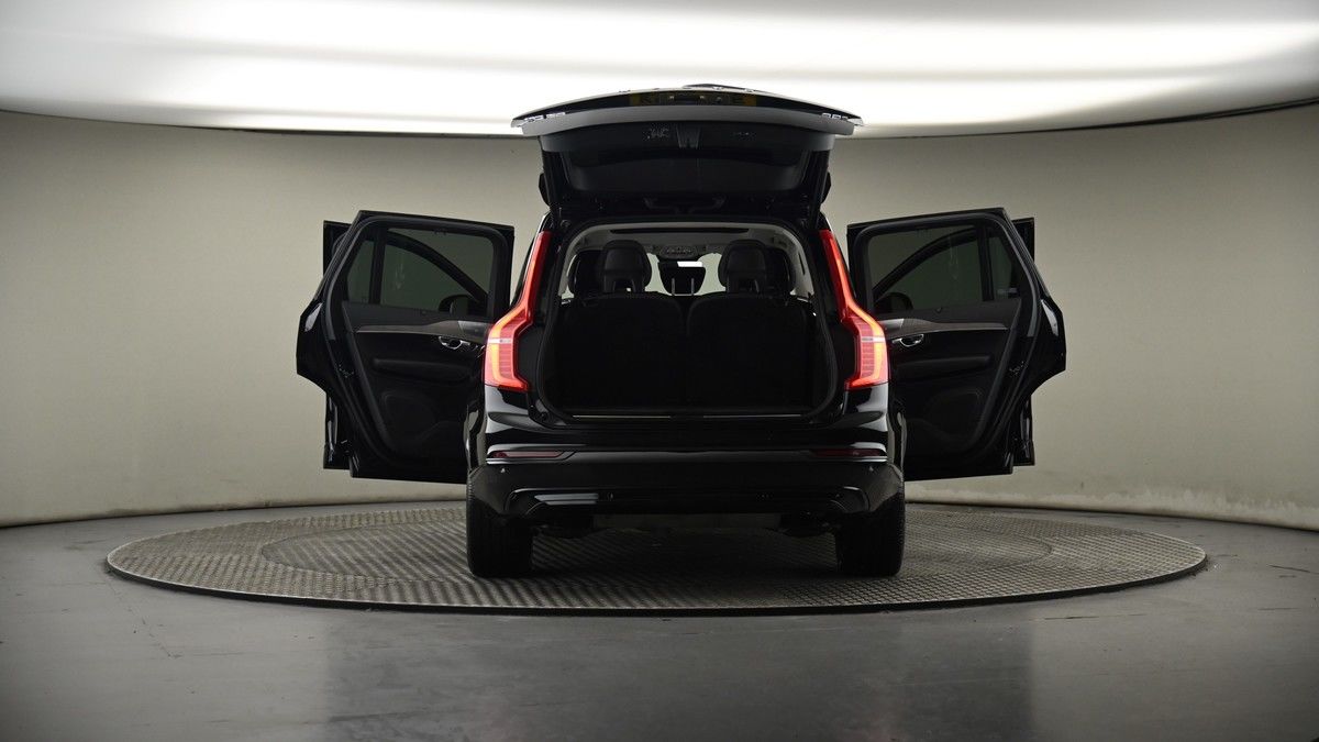 More views of Volvo XC90