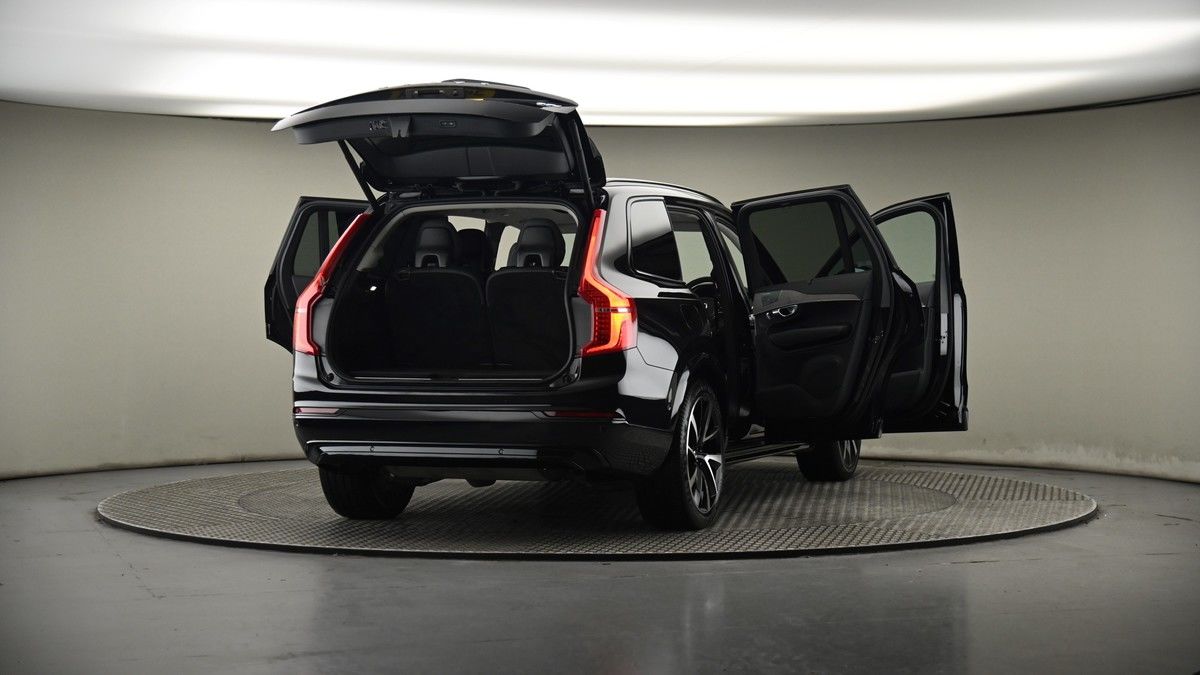 More views of Volvo XC90